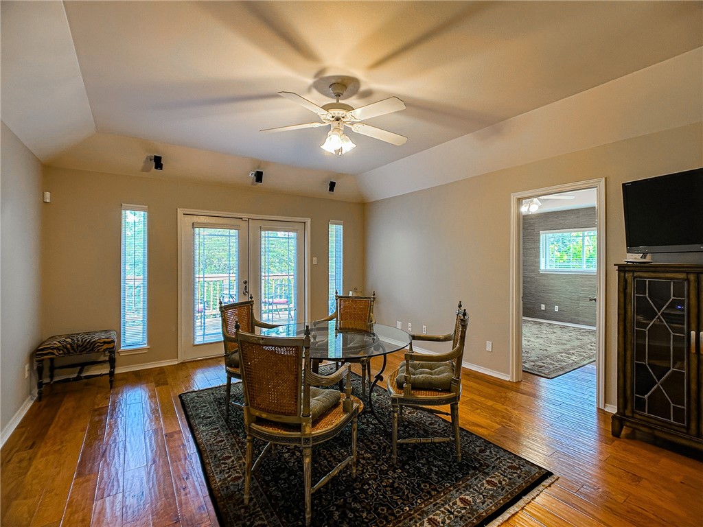 460 Del Mar Blvd Property Photo 24