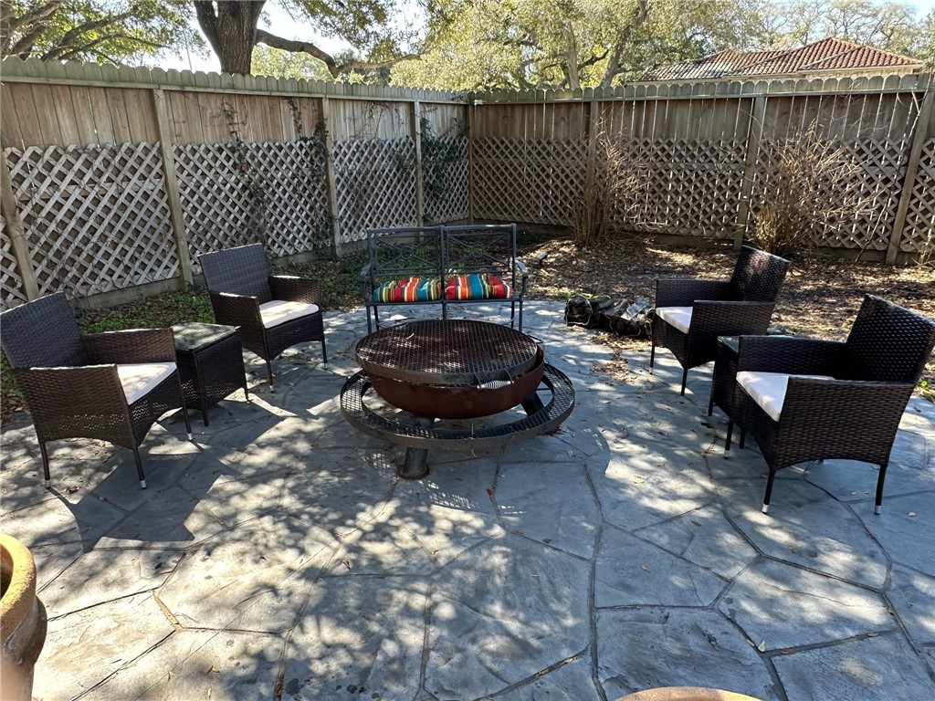 460 Del Mar Blvd Property Photo 37