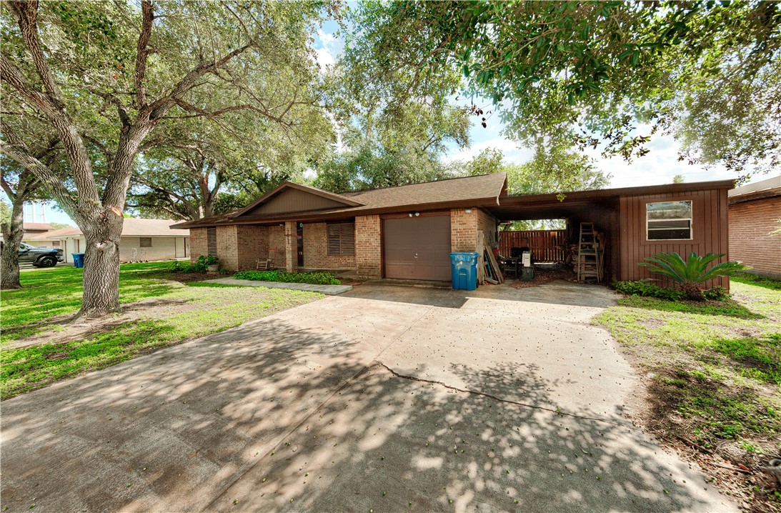 908 Johnson St Property Photo 3