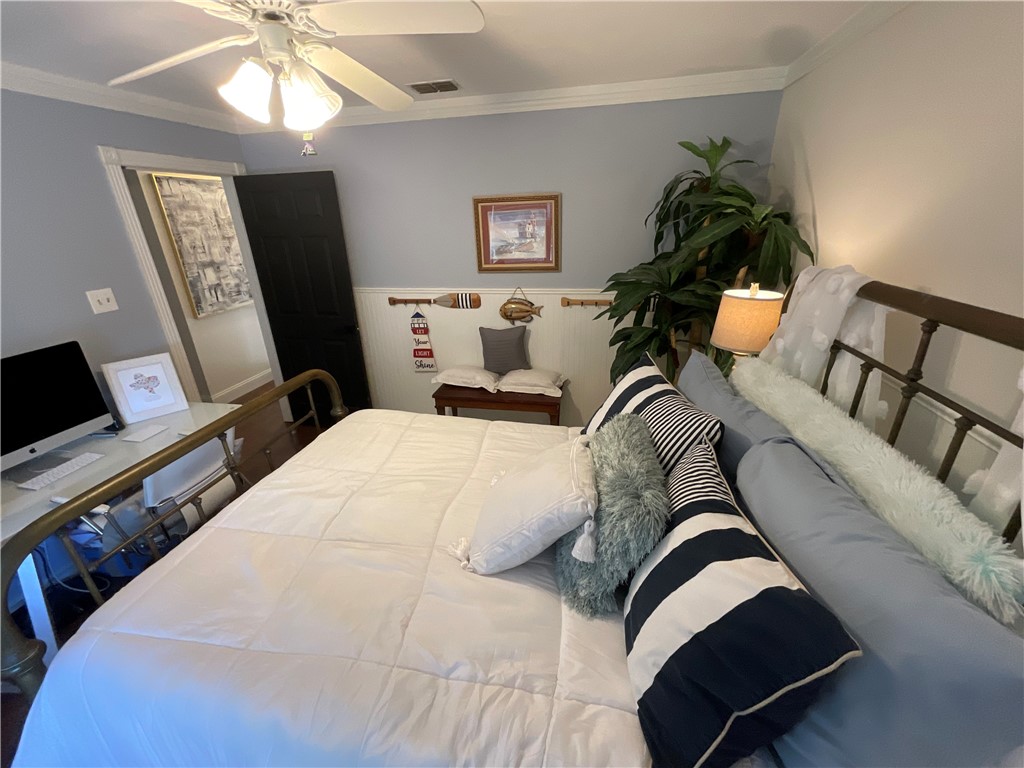 322-342 Whispering Woods Dr Property Photo 24