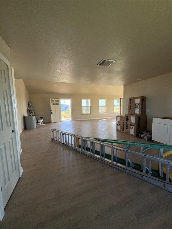 380 West Live Oak Ln Property Photo 6
