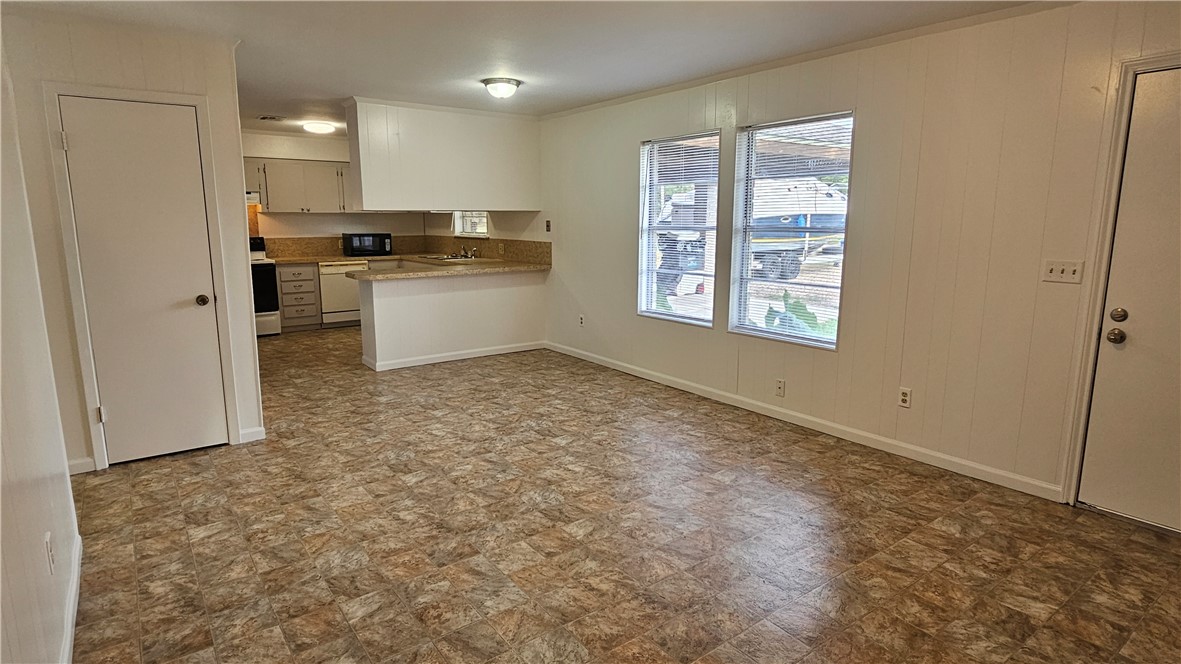 1300 Johnson St B Property Photo 2