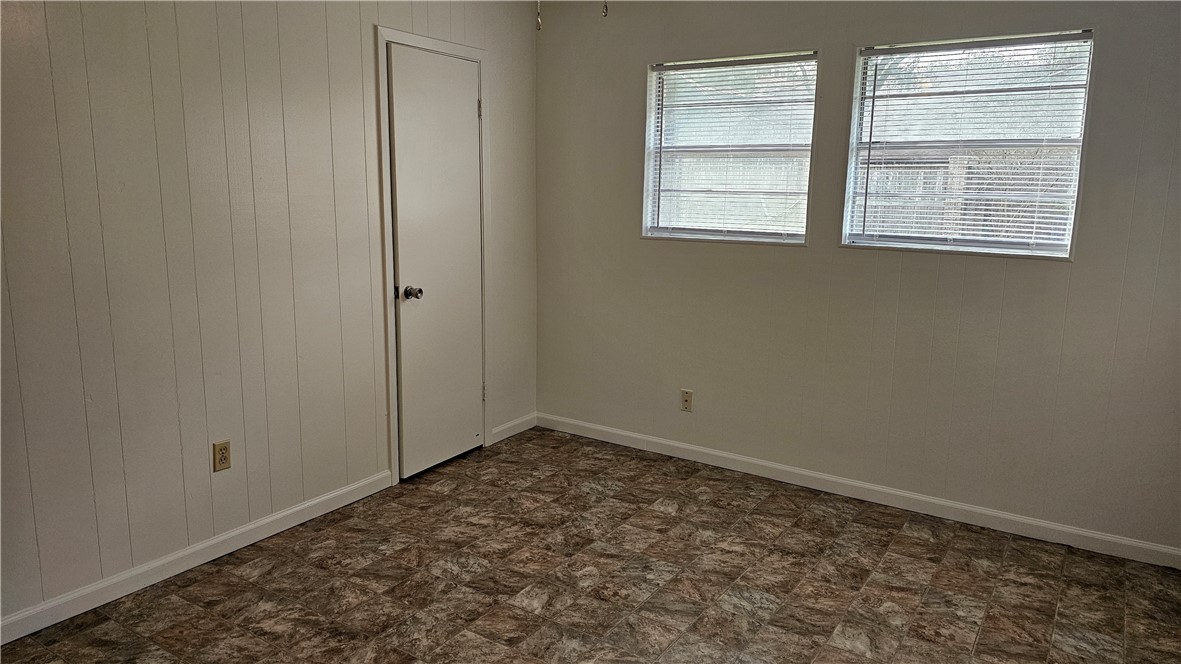 1300 Johnson St B Property Photo 6