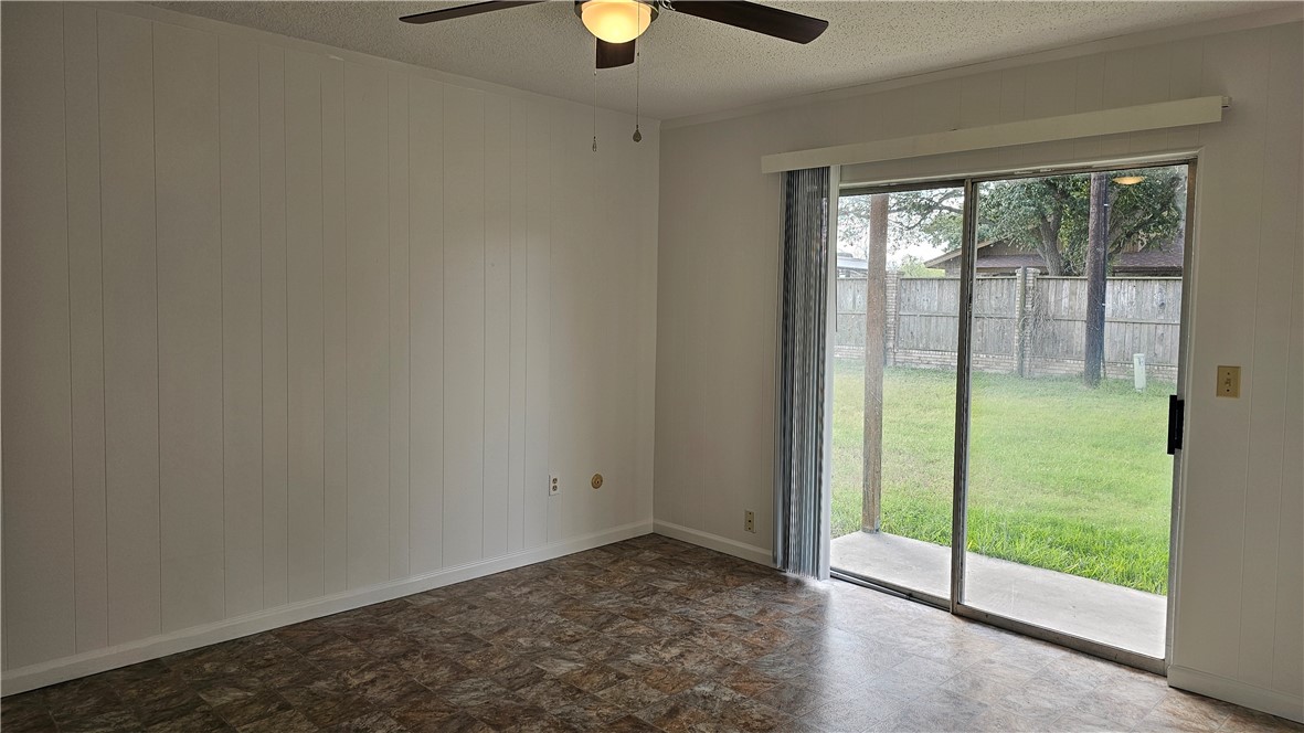 1300 Johnson St B Property Photo 7