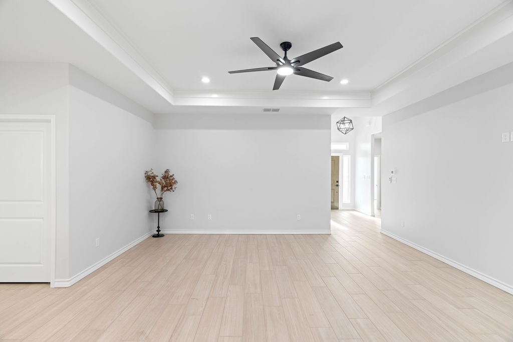 6221 Olivia St Property Photo 11