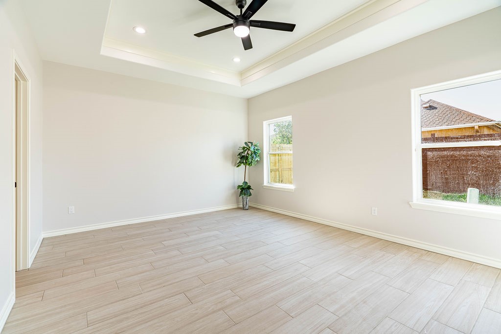 6221 Olivia St Property Photo 14