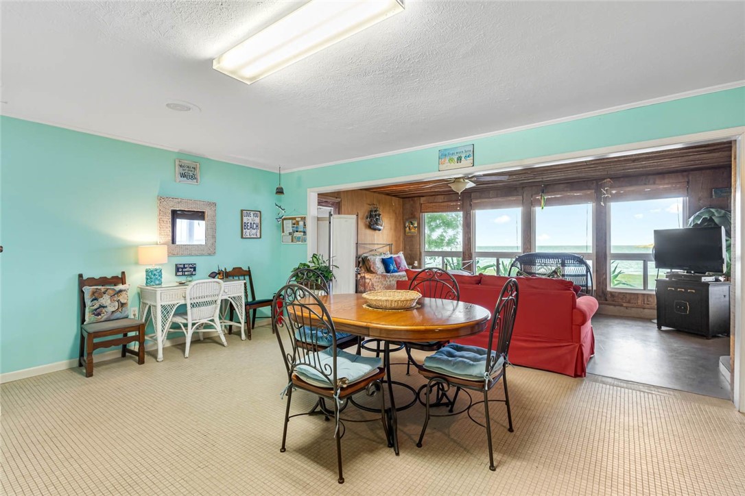 100 Bayshore Dr Property Photo 24