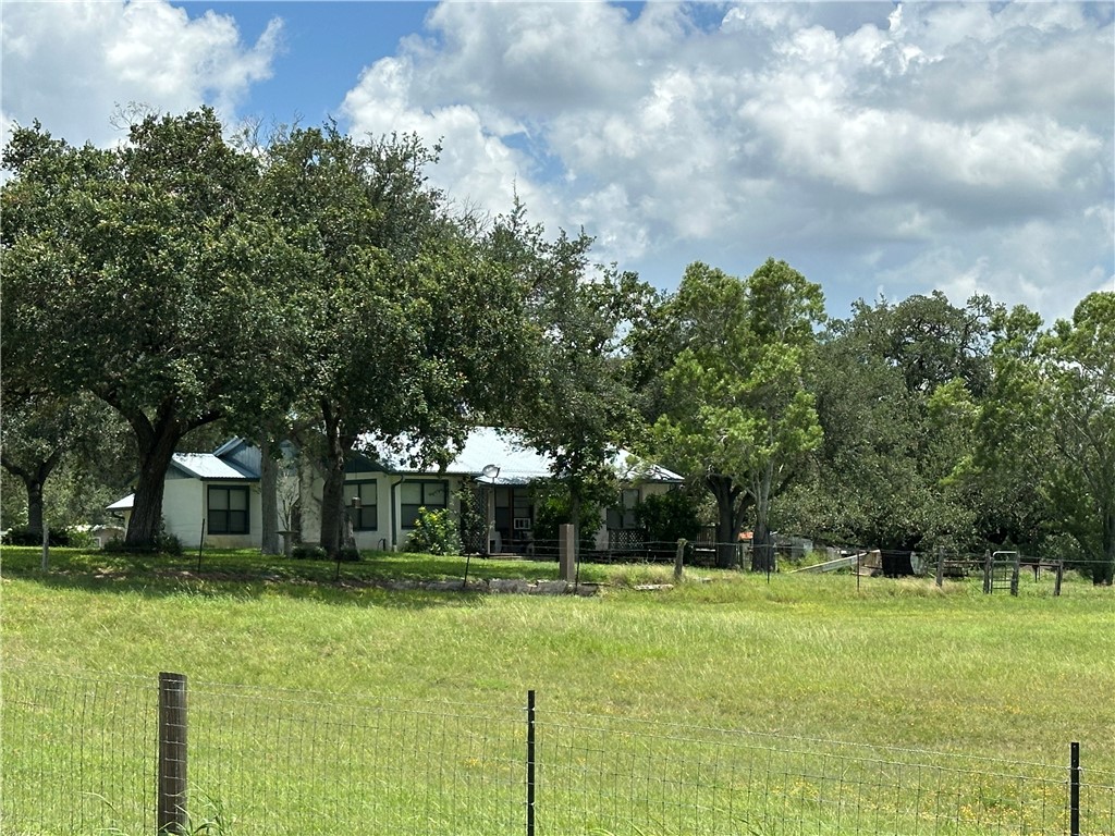 441691 Property Photo 1