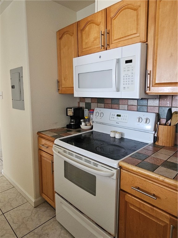 15010 Leeward Dr 9301 Property Photo 9