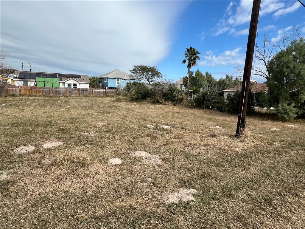242 Sea Side Dr Property Photo 4