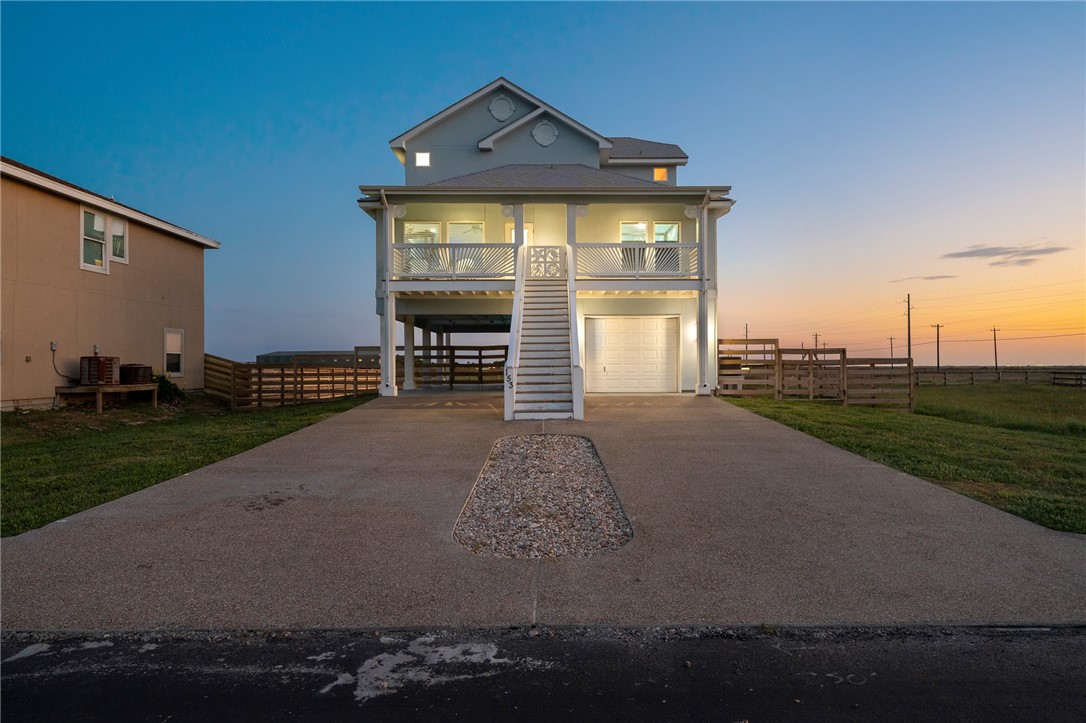 153 Beach View Property Photo 1