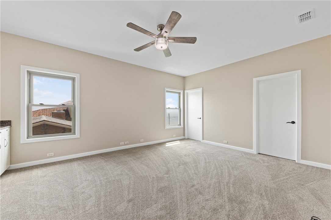 118 Hawthorne Pl Property Photo 26
