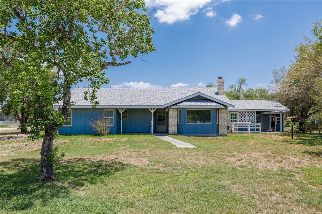 100 Kelly Lane Property Photo 2