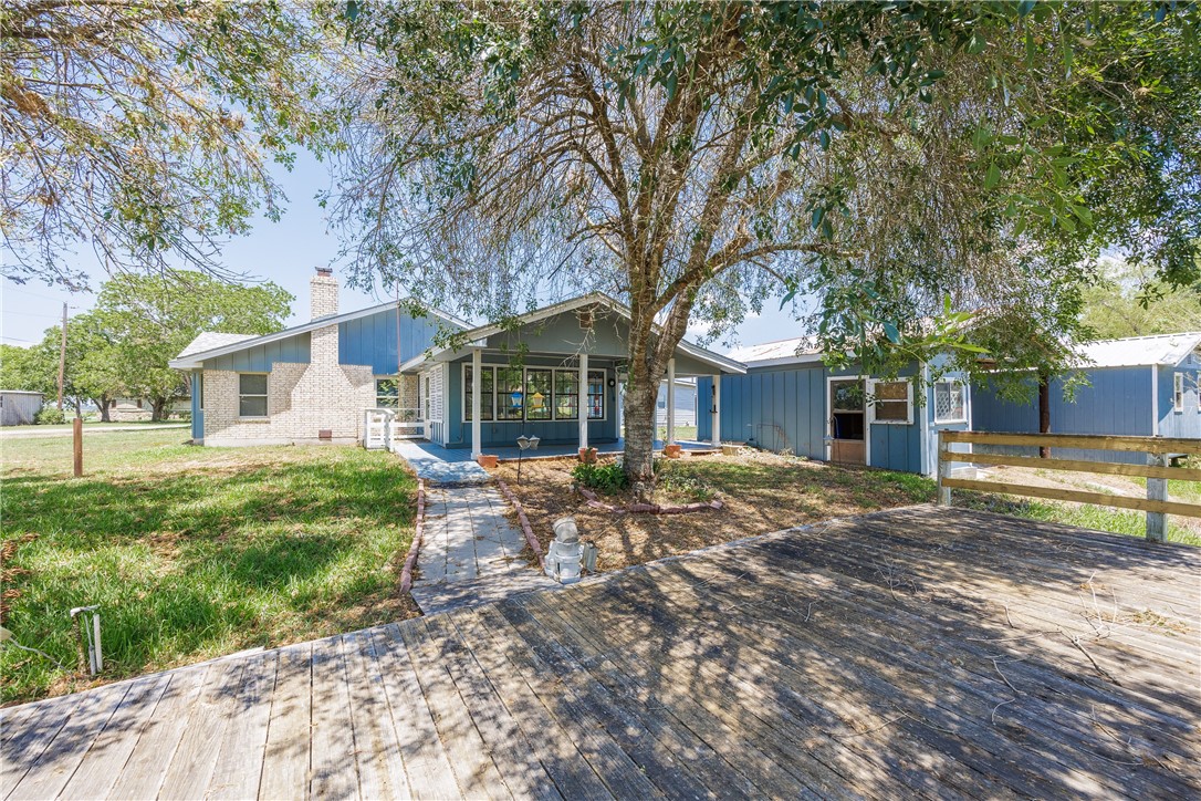 100 Kelly Lane Property Photo 4