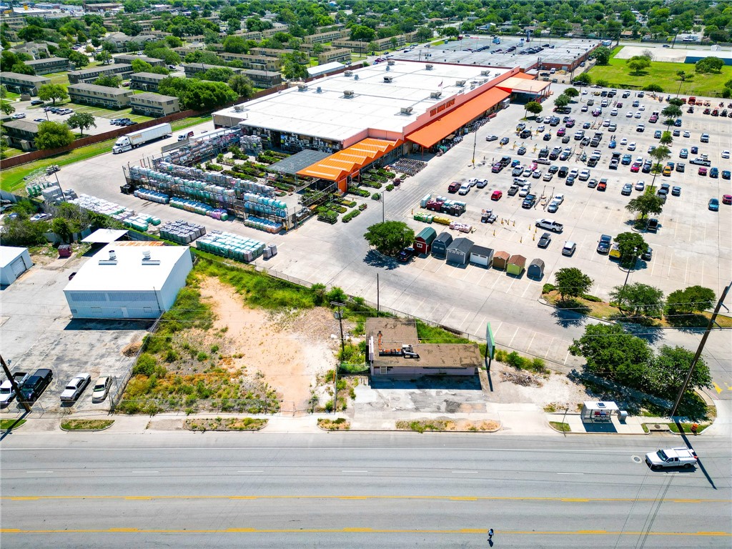 4014 S Port Ave Property Photo 5