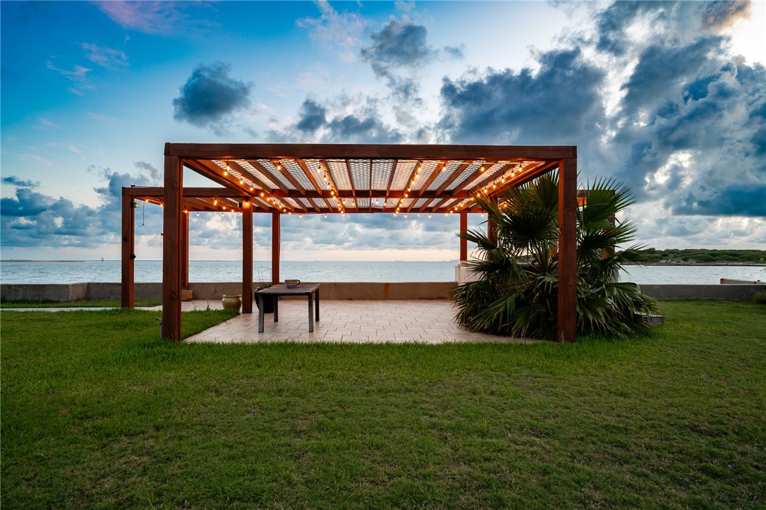 204 Bayshore Dr Property Photo 32