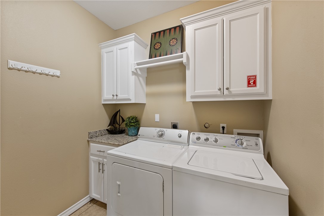 118 Mustang Royale Property Photo 5