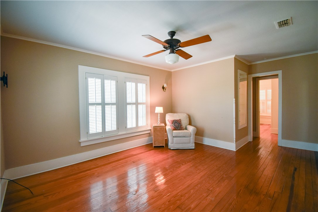 203 S Bowie St Property Photo 14