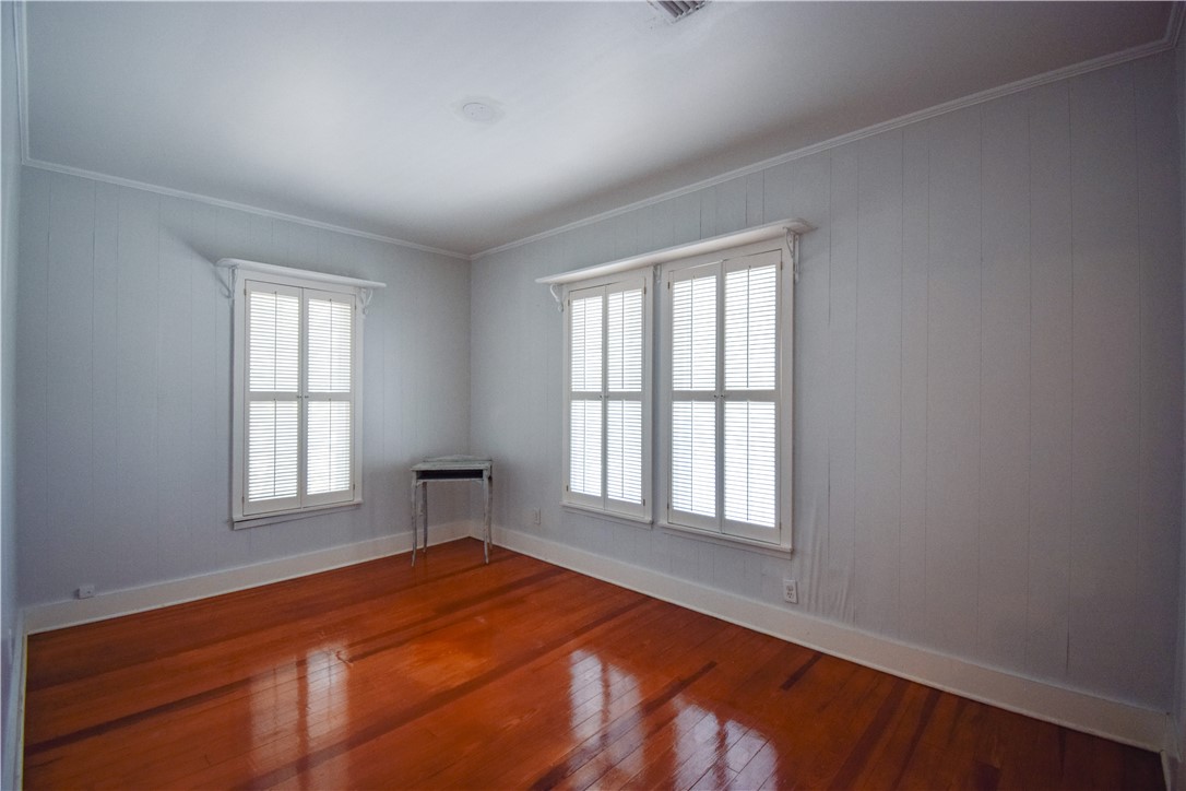 203 S Bowie St Property Photo 17