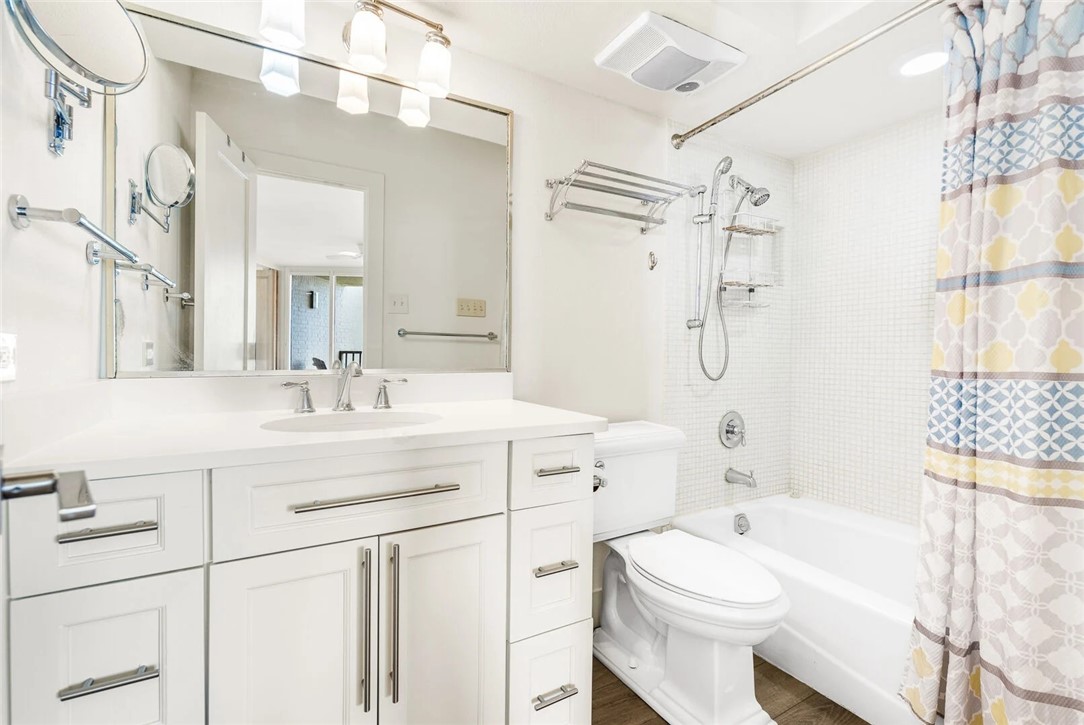 6649 Seacomber 1001 Property Photo 27