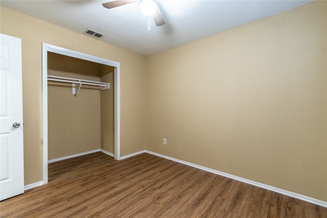 5705 Crest Pebble Dr Property Photo 20