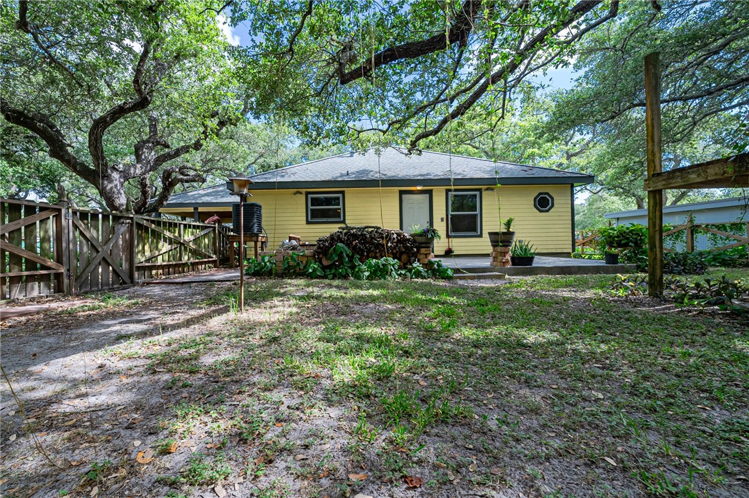 308 Cactus St Property Photo 9