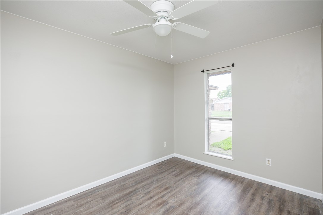 1014 Espana Dr Property Photo 18