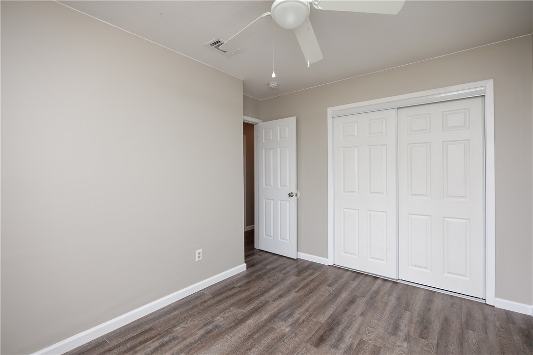 1014 Espana Dr Property Photo 19