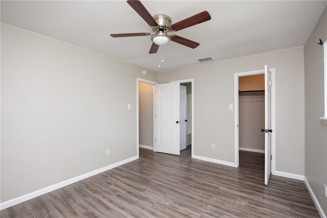 1014 Espana Dr Property Photo 21