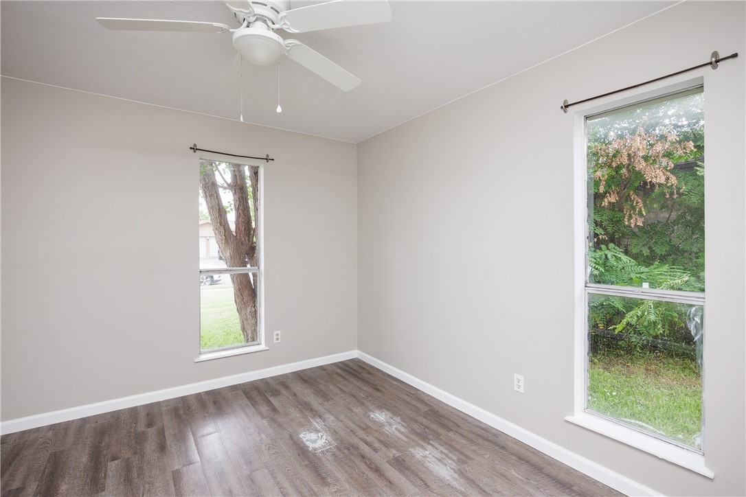 1014 Espana Dr Property Photo 25