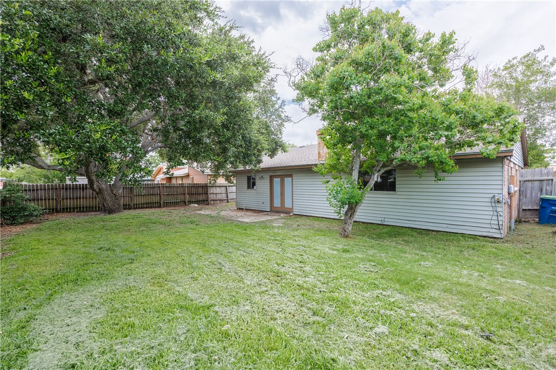 1014 Espana Dr Property Photo 31
