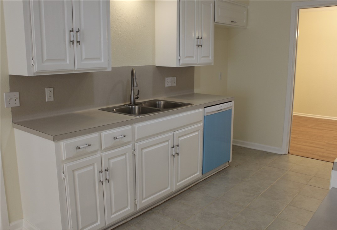 11122 Jackson Terrace Property Photo 9