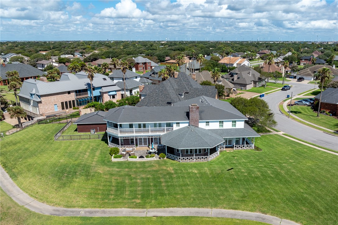 334 Pebble Beach Dr Property Photo 4