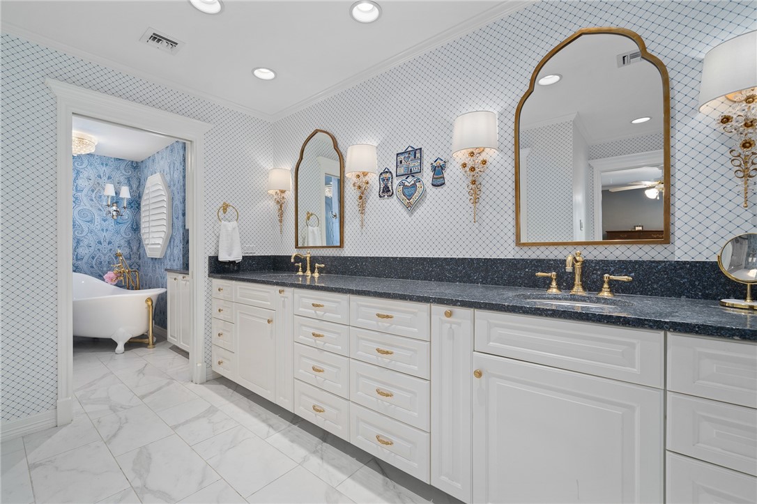 334 Pebble Beach Dr Property Photo 29