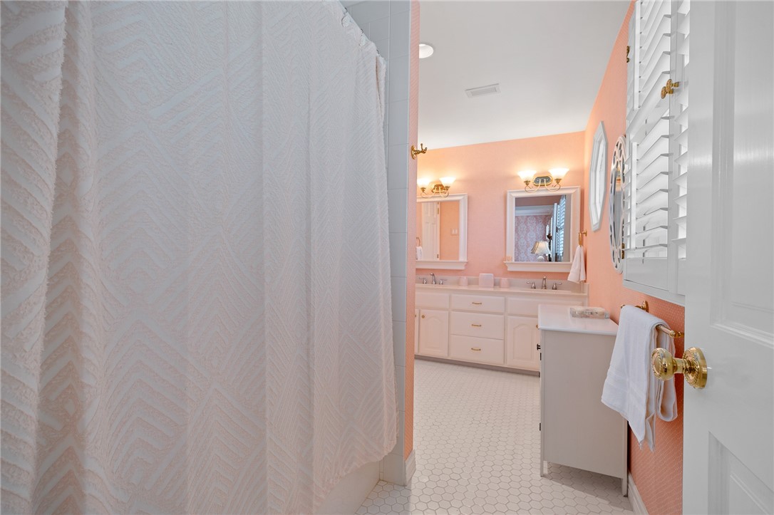334 Pebble Beach Dr Property Photo 36