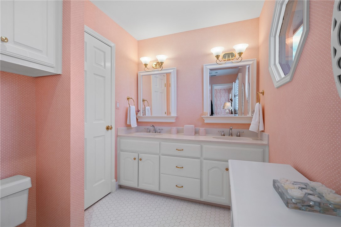 334 Pebble Beach Dr Property Photo 37