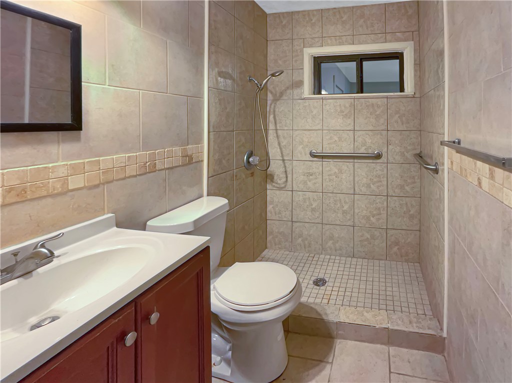 4053 Little John Dr Property Photo 7