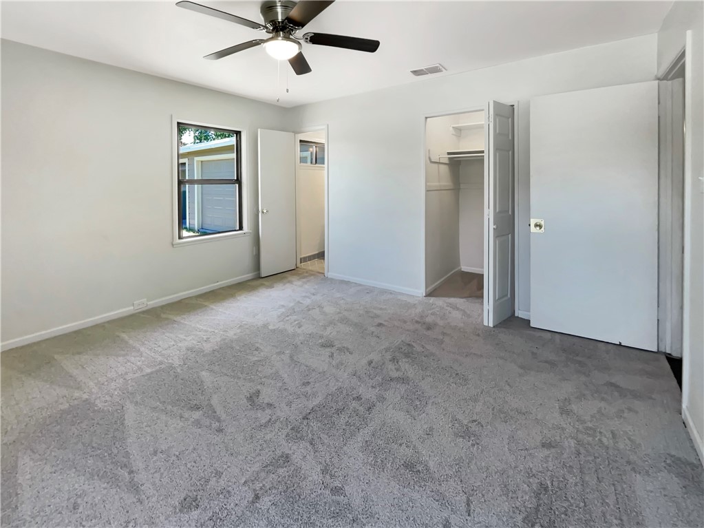 4053 Little John Dr Property Photo 12