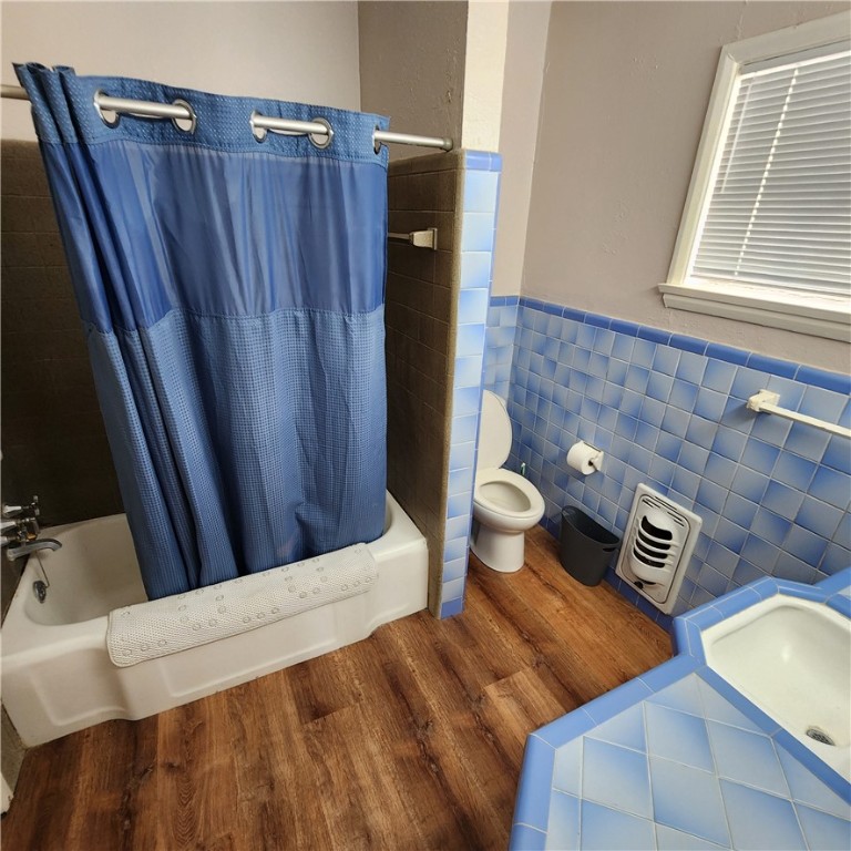 243 Indiana Ave 5 Property Photo 3
