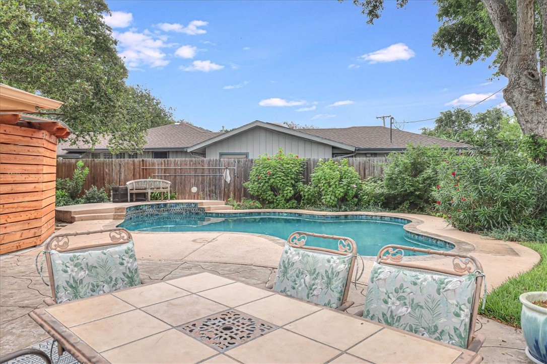 437 Bermuda Pl Property Photo 29