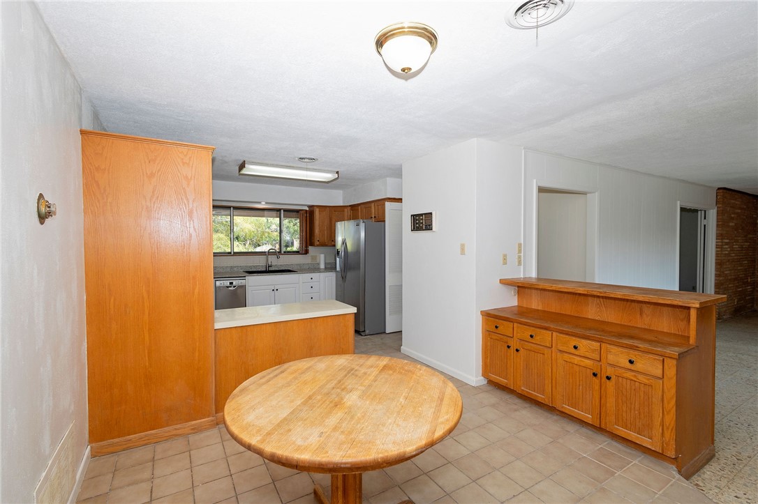 445 Poenisch Dr Property Photo 11