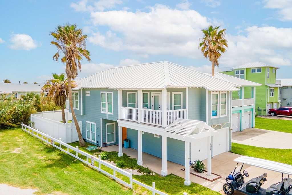 628 Banyan Beach Dr