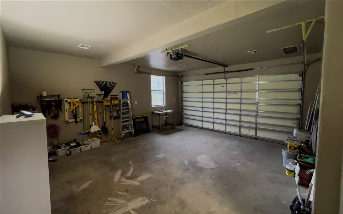 310 N Harrell Property Photo 25