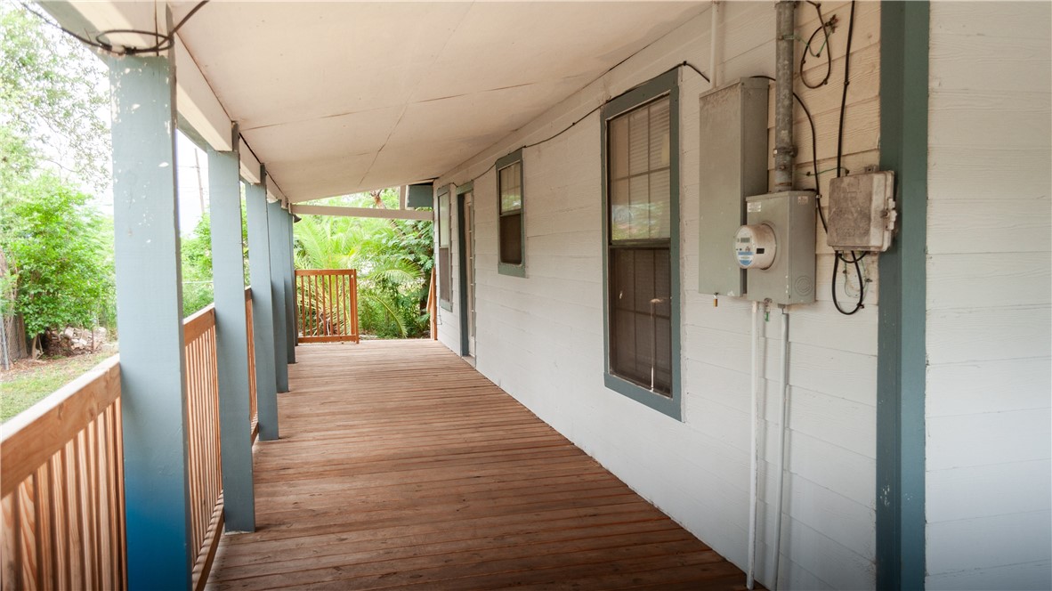 310 N Harrell Property Photo 34