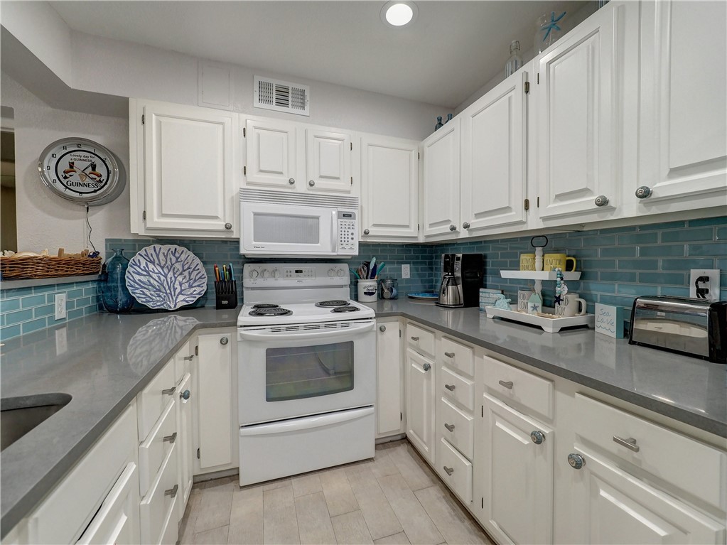 5973 State Highway 361 218 Property Photo 10