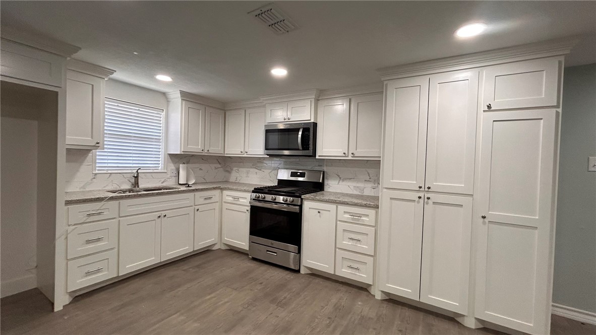 201 Volpe Property Photo 5