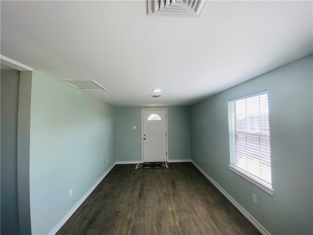 201 Volpe Property Photo 25