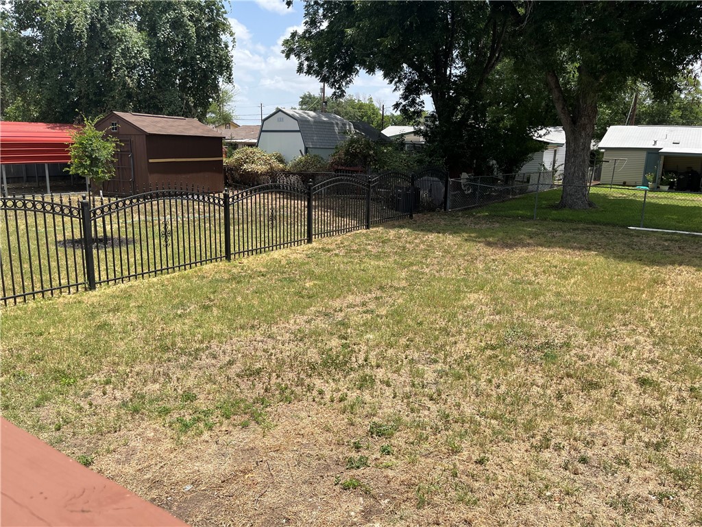 2830 Christian Dr Property Photo 4