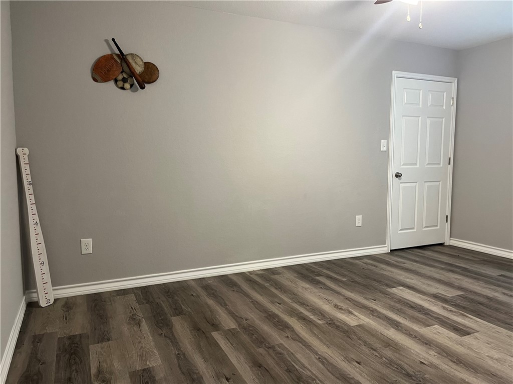 2830 Christian Dr Property Photo 8