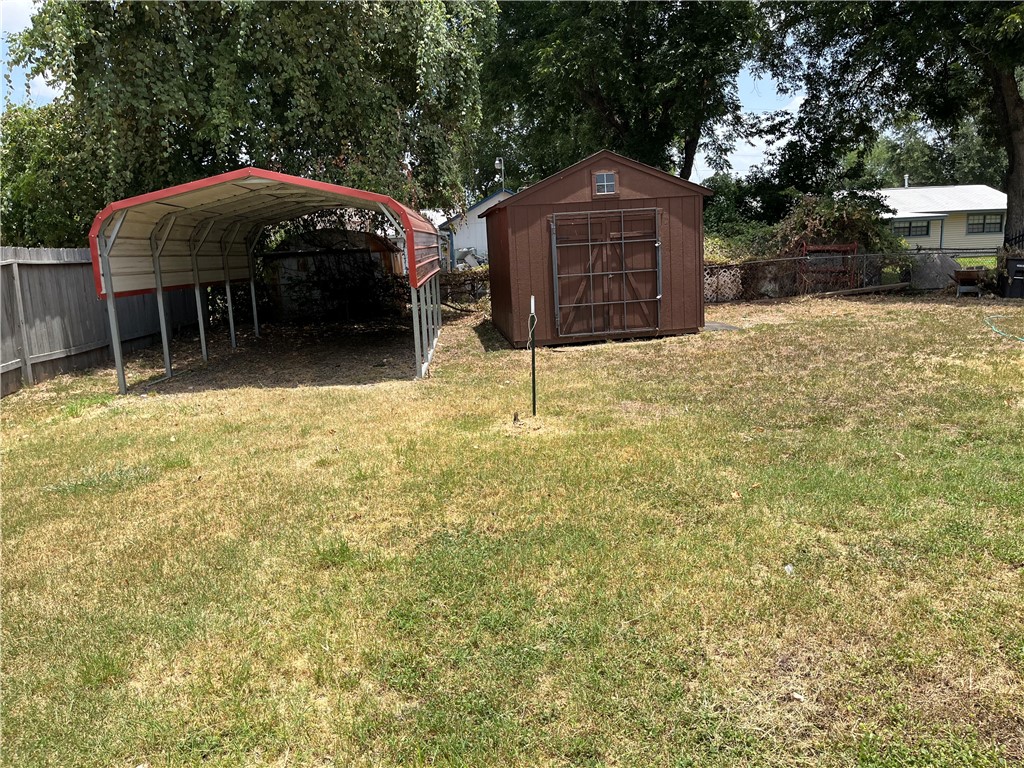 2826 Christian Dr Property Photo 15